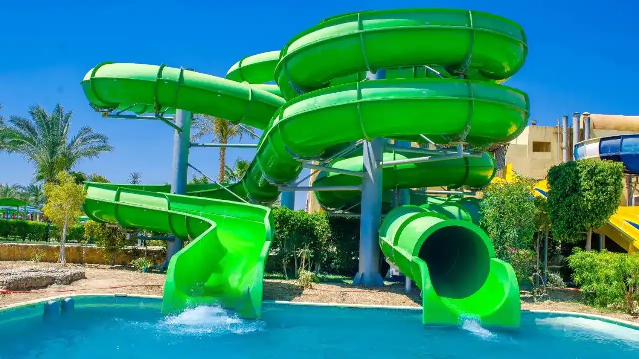 الفندق تيتانيك بيتش - الغردقة